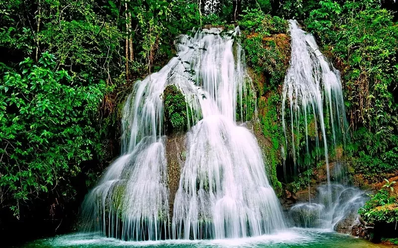 cachoeira-da-gruta