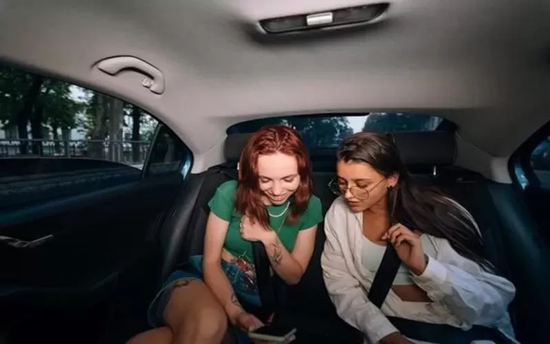 bonito-ms-taxi-amigos-1