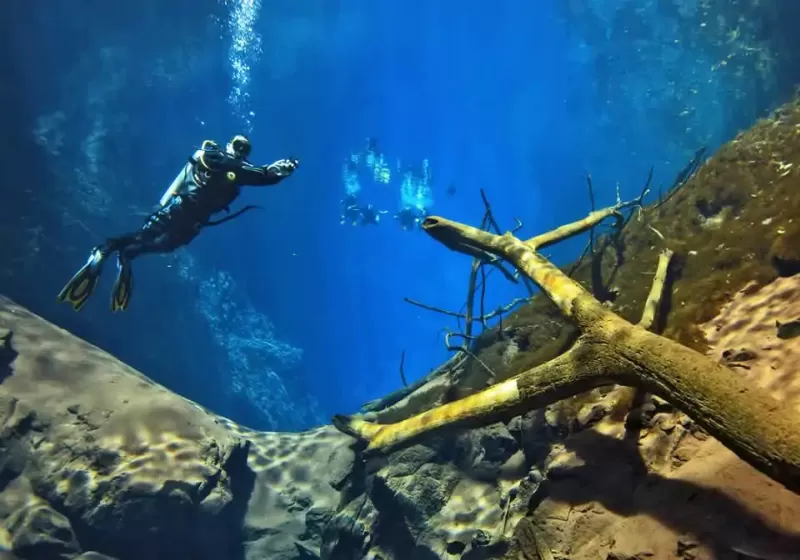 mergulho_com_cilindro_na_lagoa_misteriosa_7-1 (1)