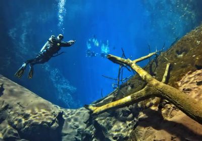 mergulho_com_cilindro_na_lagoa_misteriosa_7-1 (1)
