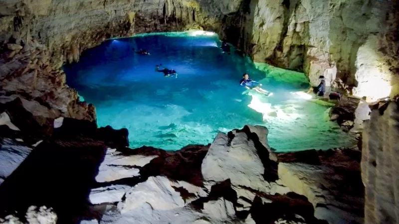 Gruta do Mimoso – Flutuação